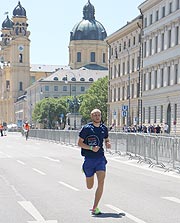 SportScheck Stadtlauf München 2019: der schnellste 5 km Läufer (©Foto: Martin Schmitz)